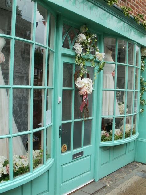 wedding dress shops knutsford.